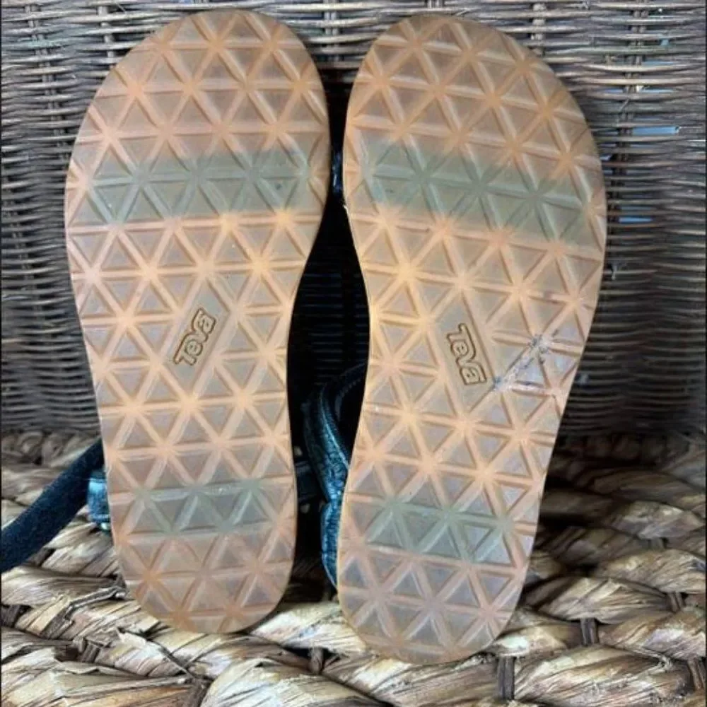 Teva Sz 9 Women's‎ Black White Strap Original Universal Sandals